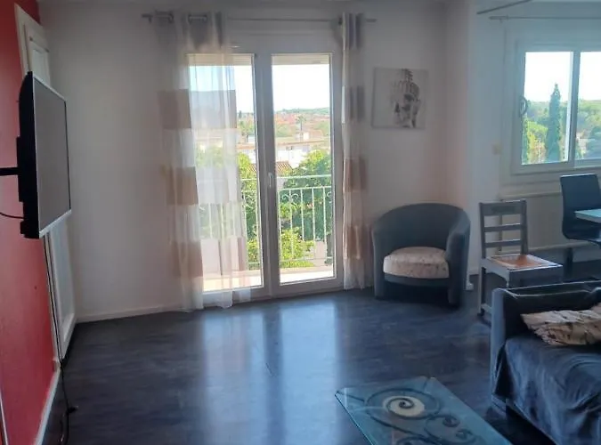 5 Pieces Apartment *